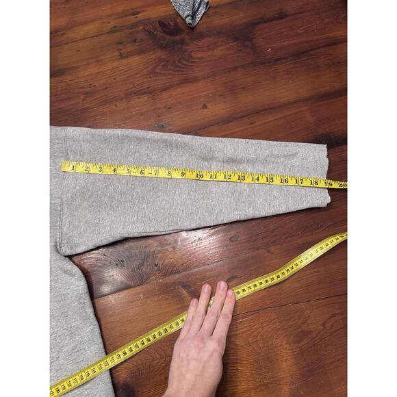 WALT DISNEY WORLD Vintage Crew Neck Sweatshirt Gray Size S Womens Mickey Mouse - Picture 7 of 8